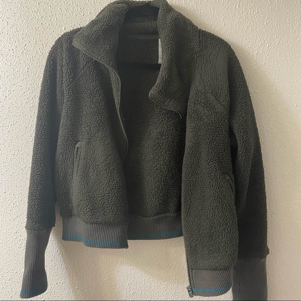 Athleta Sherpa